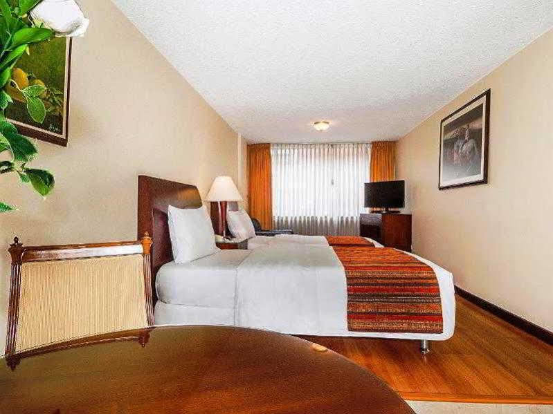 Hotel 51 Plaza ボゴタ エクステリア 写真